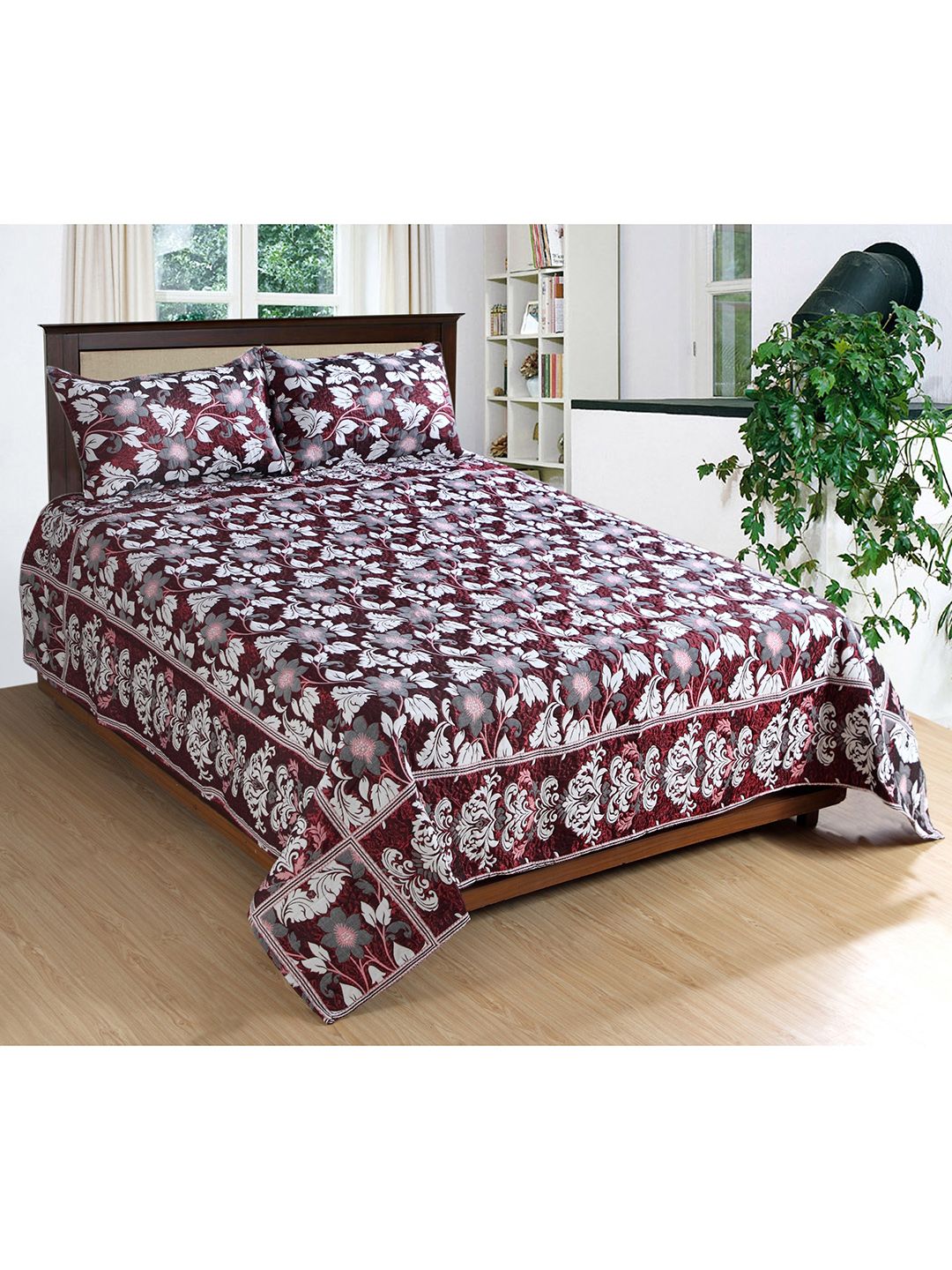 Varde Unisex Maroon & White Woven Design Double Bed Cover With 2 Pillow Covers Price in India