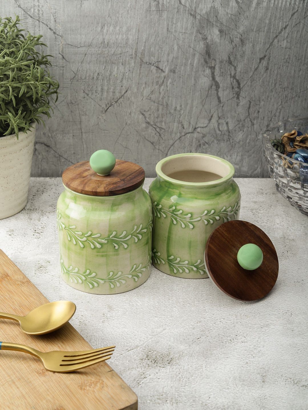 VarEesha Set Of 2 Green Embossed Ceramic Air Tight Jars Price in India