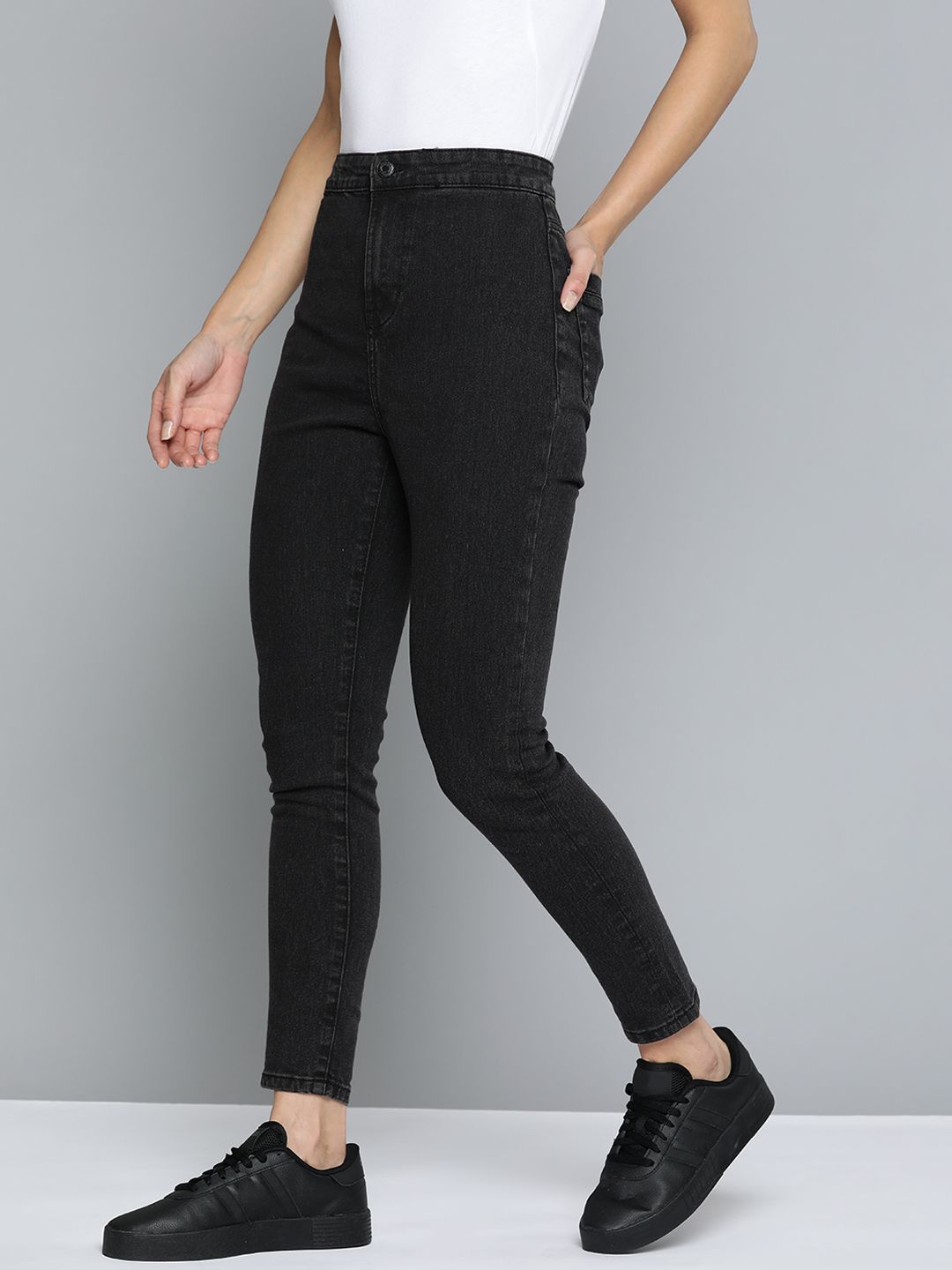 Harvard Women Black Super Skinny Fit High-Rise Stretchable Jeans Price in India