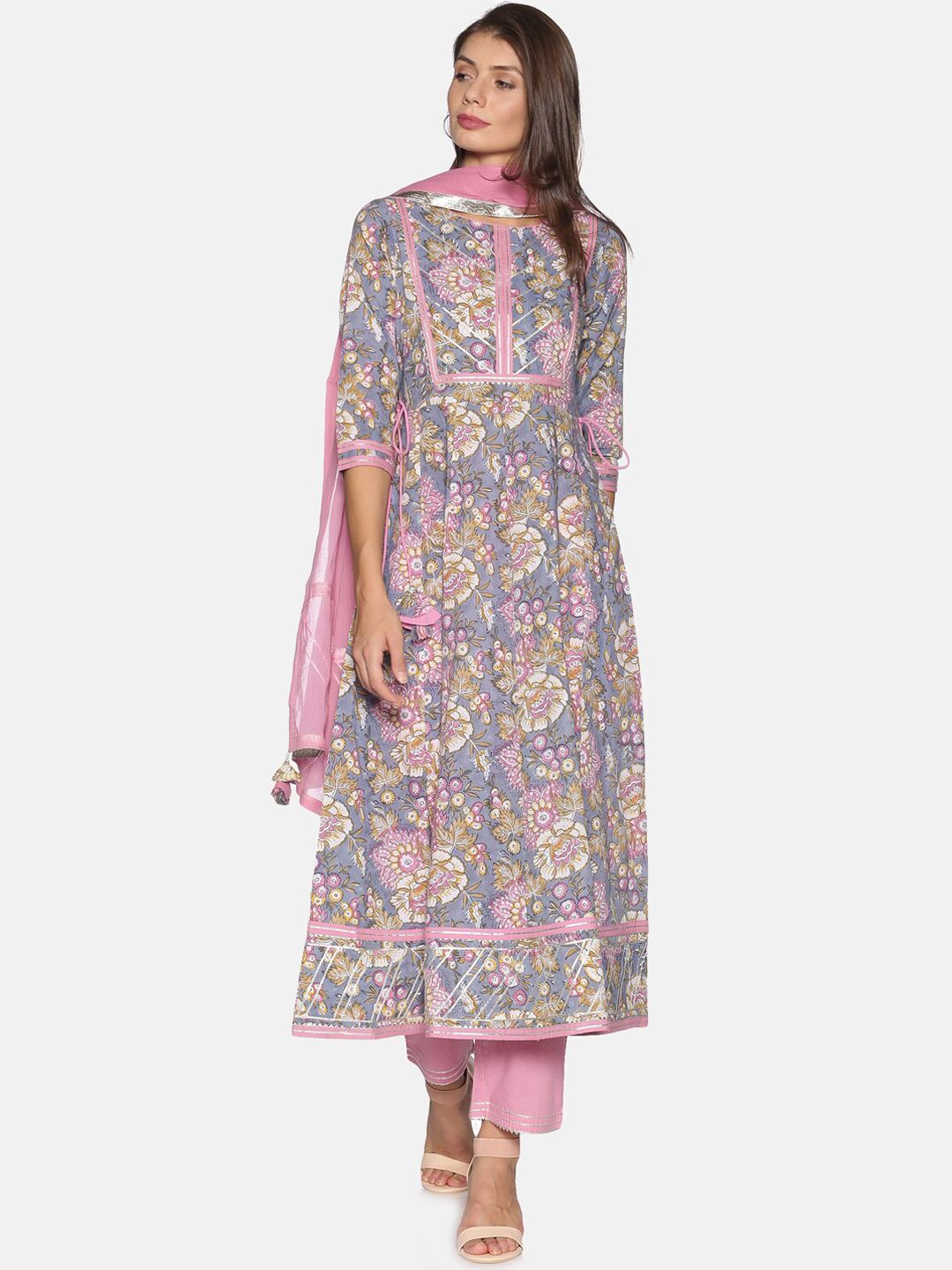 Palakh Women Grey Floral Printed Panelled Pure Cotton Kurta & Trousers With Dupatta Price in India