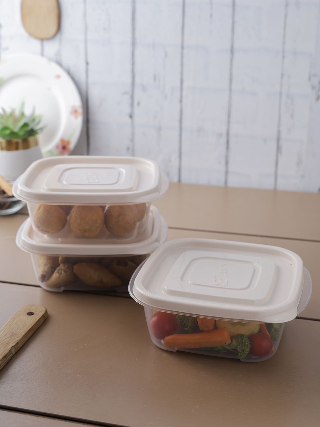 Lock & Lock Set of 3 Transparent & Brown Plastic Food Containers Price in India