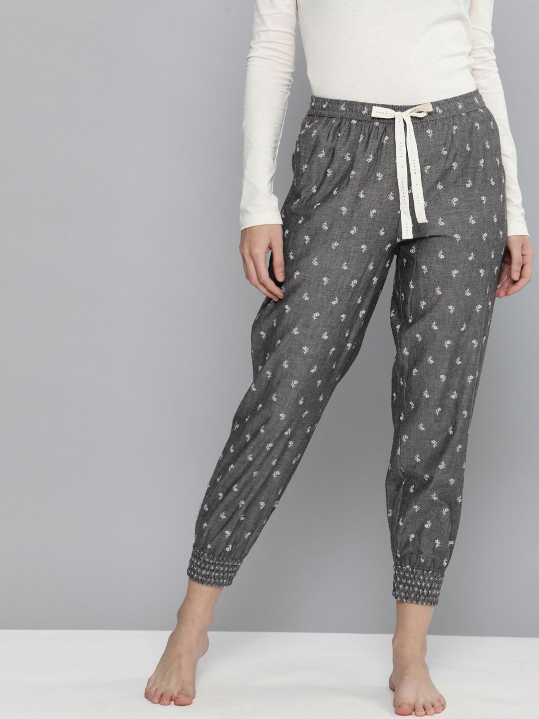 Chemistry Women Grey Floral Printed Cotton Lounge Pants Price in India