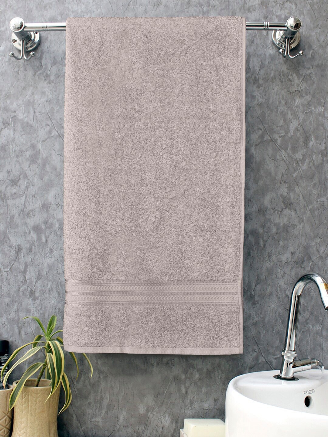 Home Fresh Brown Solid Pure Cotton 400 GSM Bath Towel Price in India
