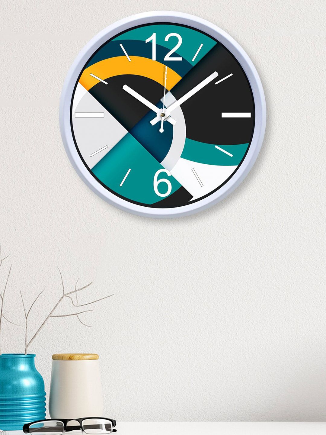 RANDOM White & Black Colourblocked Contemporary Wall Clock 30 cm Price in India