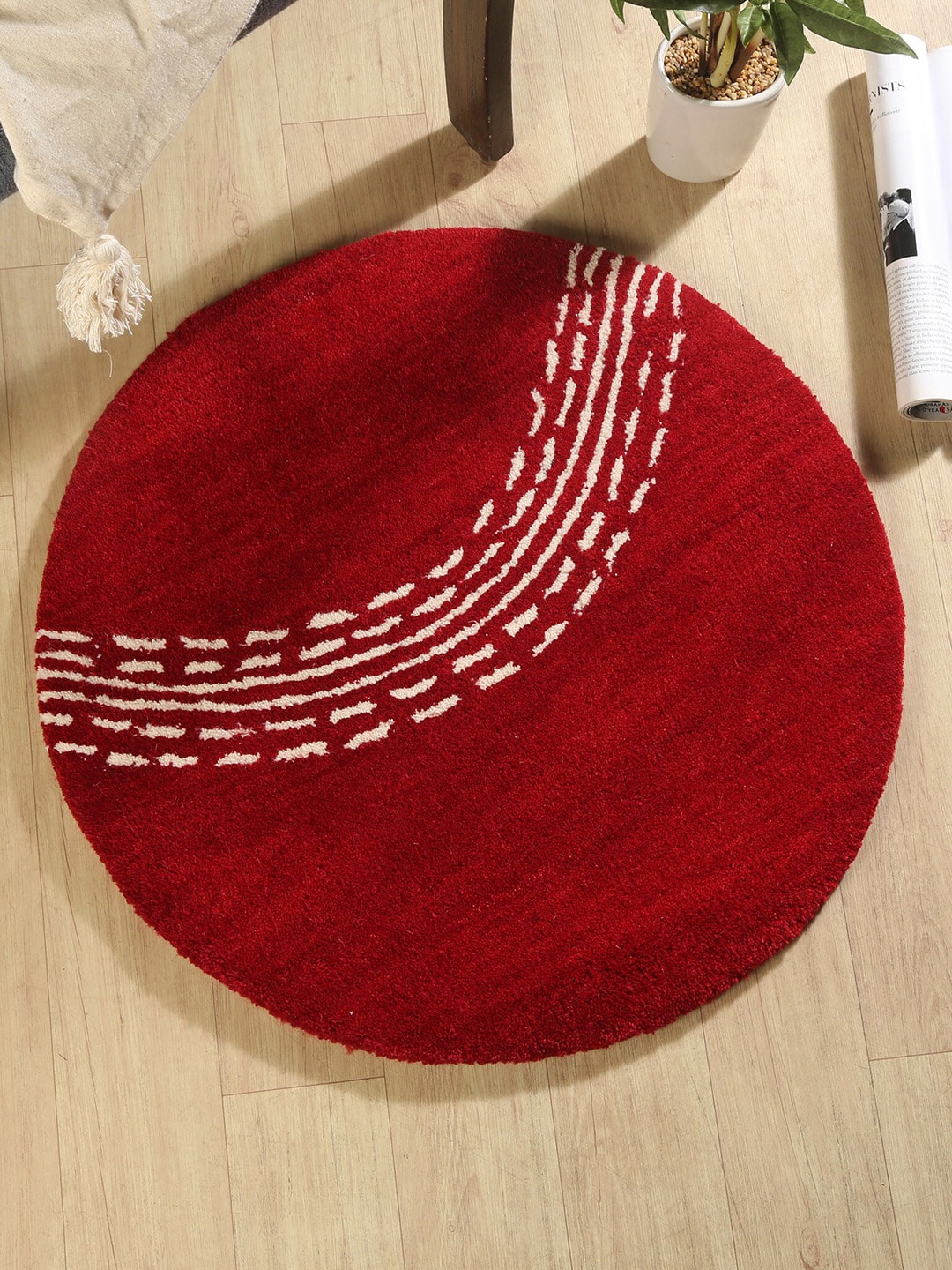 Bigsmall Red & White Cricket Ball Round Rug Price in India