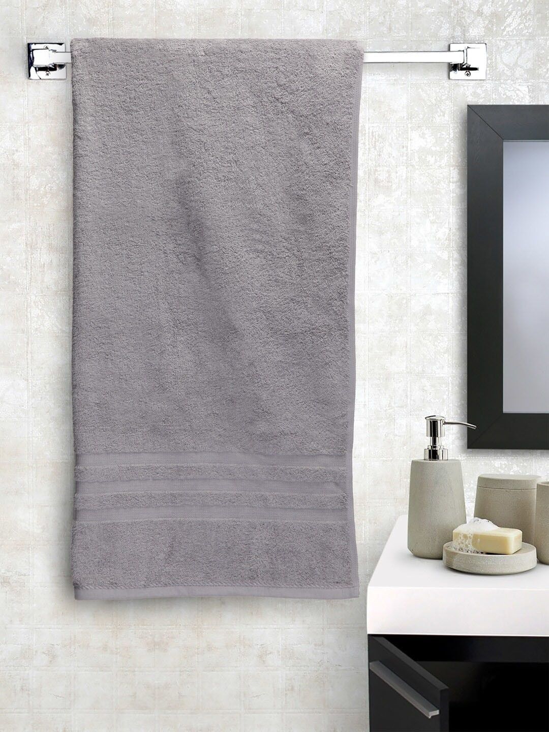 Creeva Grey Solid 500 GSM Cotton Bath Towel Price in India