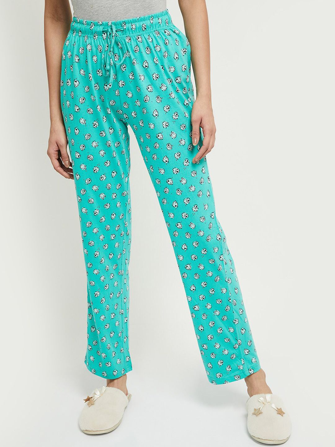 max Women Green & White Printed Pure Cotton Lounge Pants Price in India