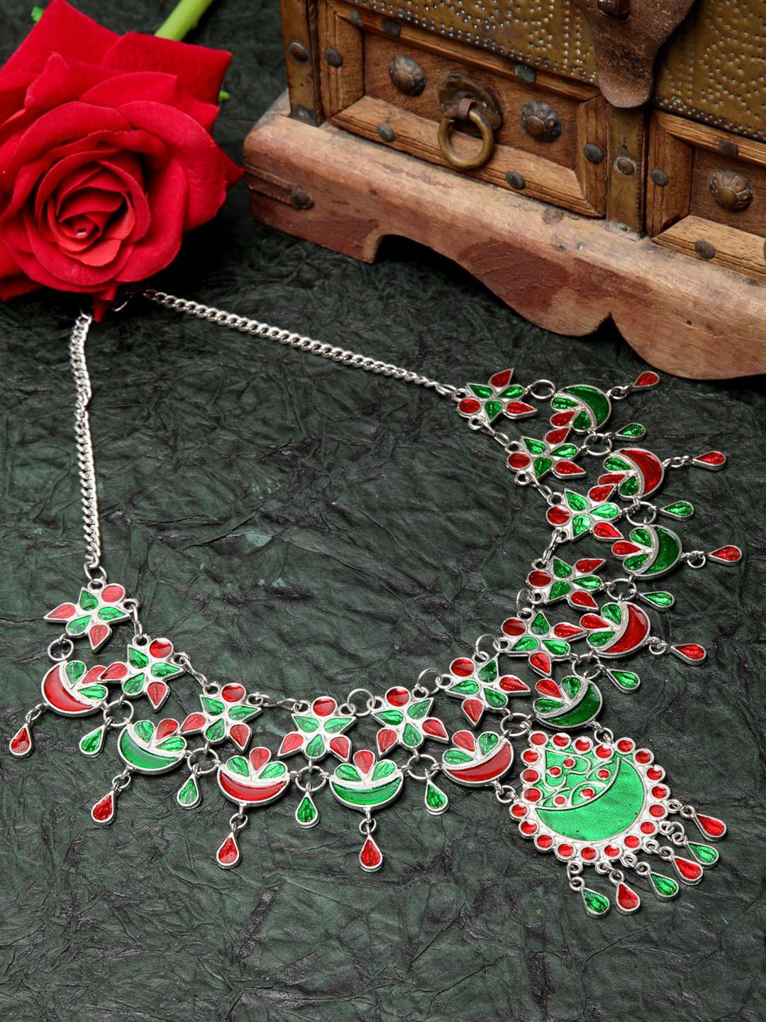 Moedbuille Women Green & Red Silver-Plated Meenakari Handcrafted Necklace Price in India