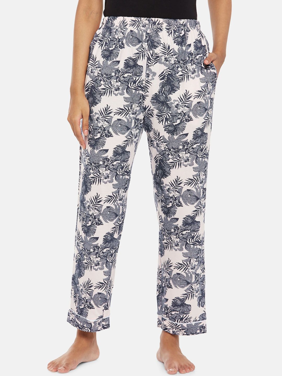 People Women Off-White & Blue Printed Pure Cotton Lounge Pants Price in India