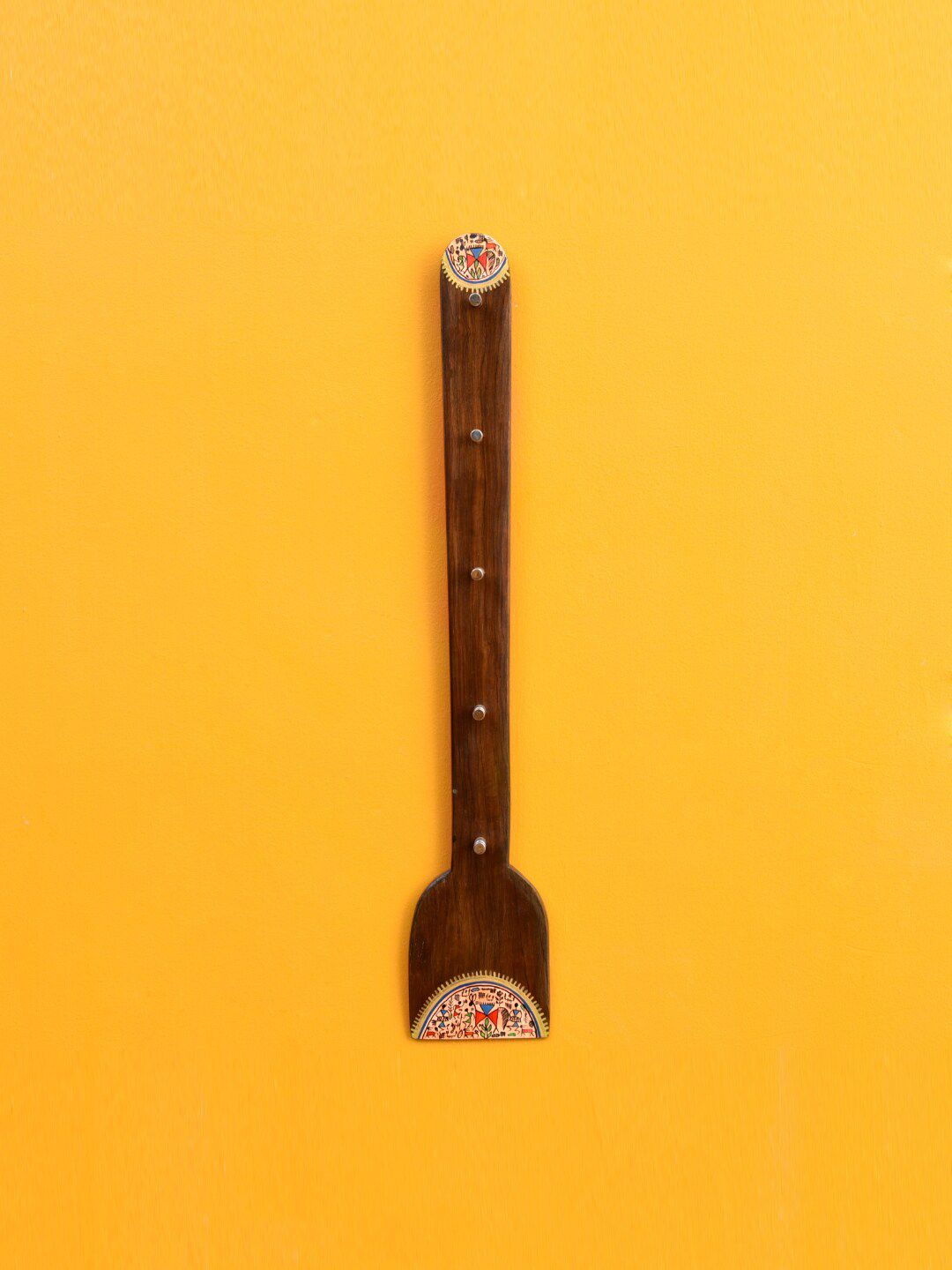 AAKRITI ART CREATIONS Brown Handcrafted Spatula 5 Key Holder Price in India
