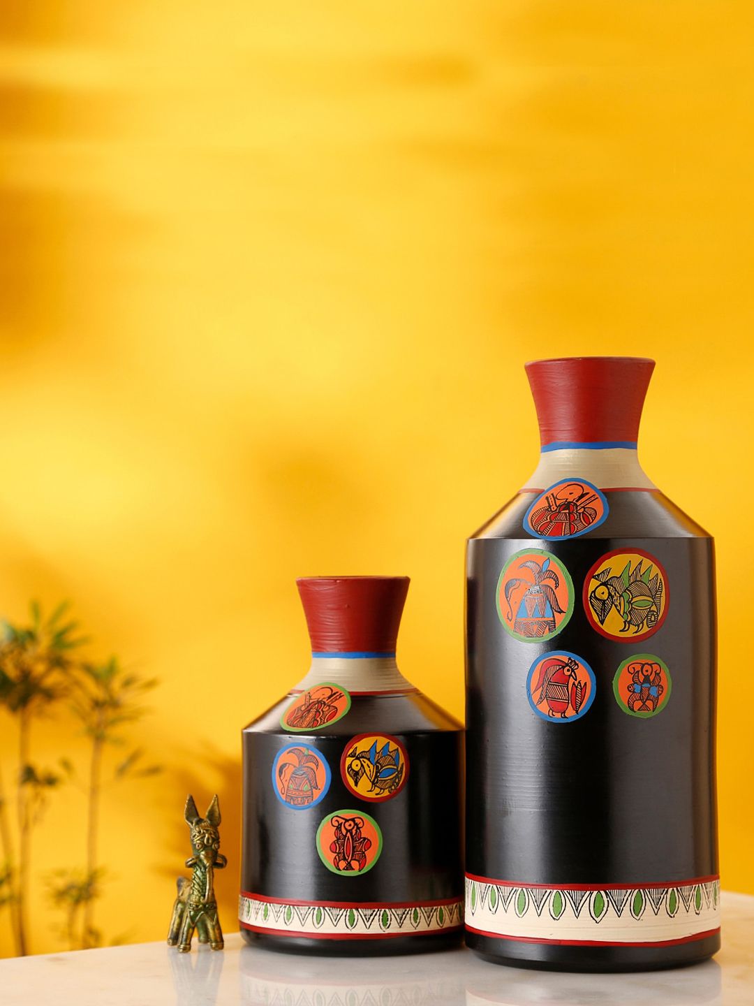AAKRITI ART CREATIONS Set Of 2 Black & Gold Toned Madhubani Handcrafted Terracotta Vase Price in India
