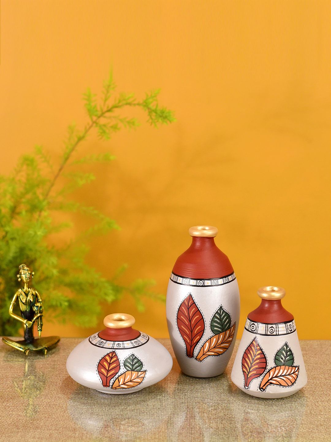 AAKRITI ART CREATIONS Set of 3 Silver-Toned & Red Handpainted Vases Price in India