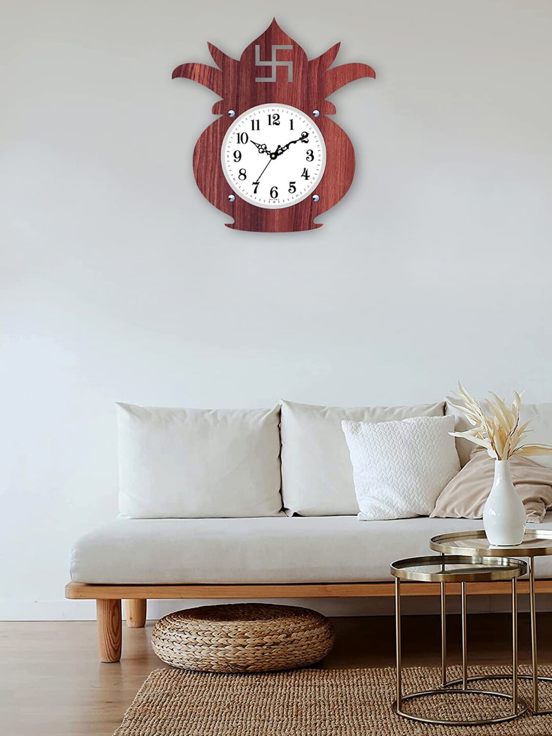 Kuber Industries Brown & White Textured Kalash Shaped Vintage Wall Clock Price in India