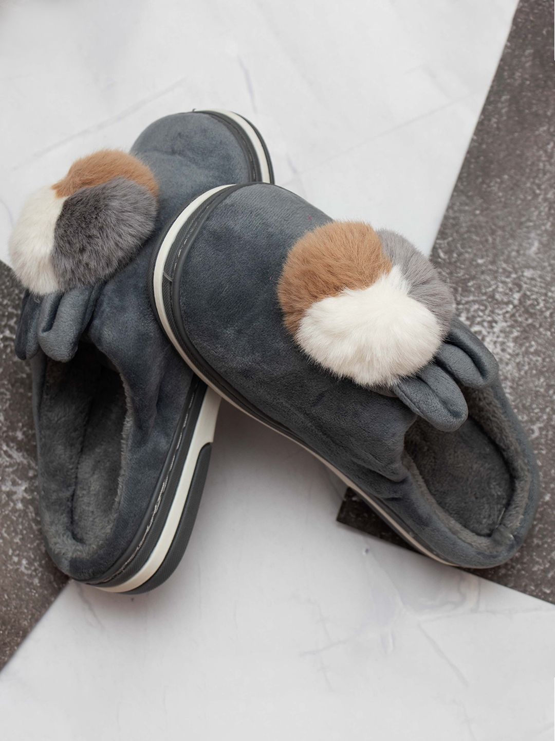 Brauch Women Grey & White Room Slippers Price in India