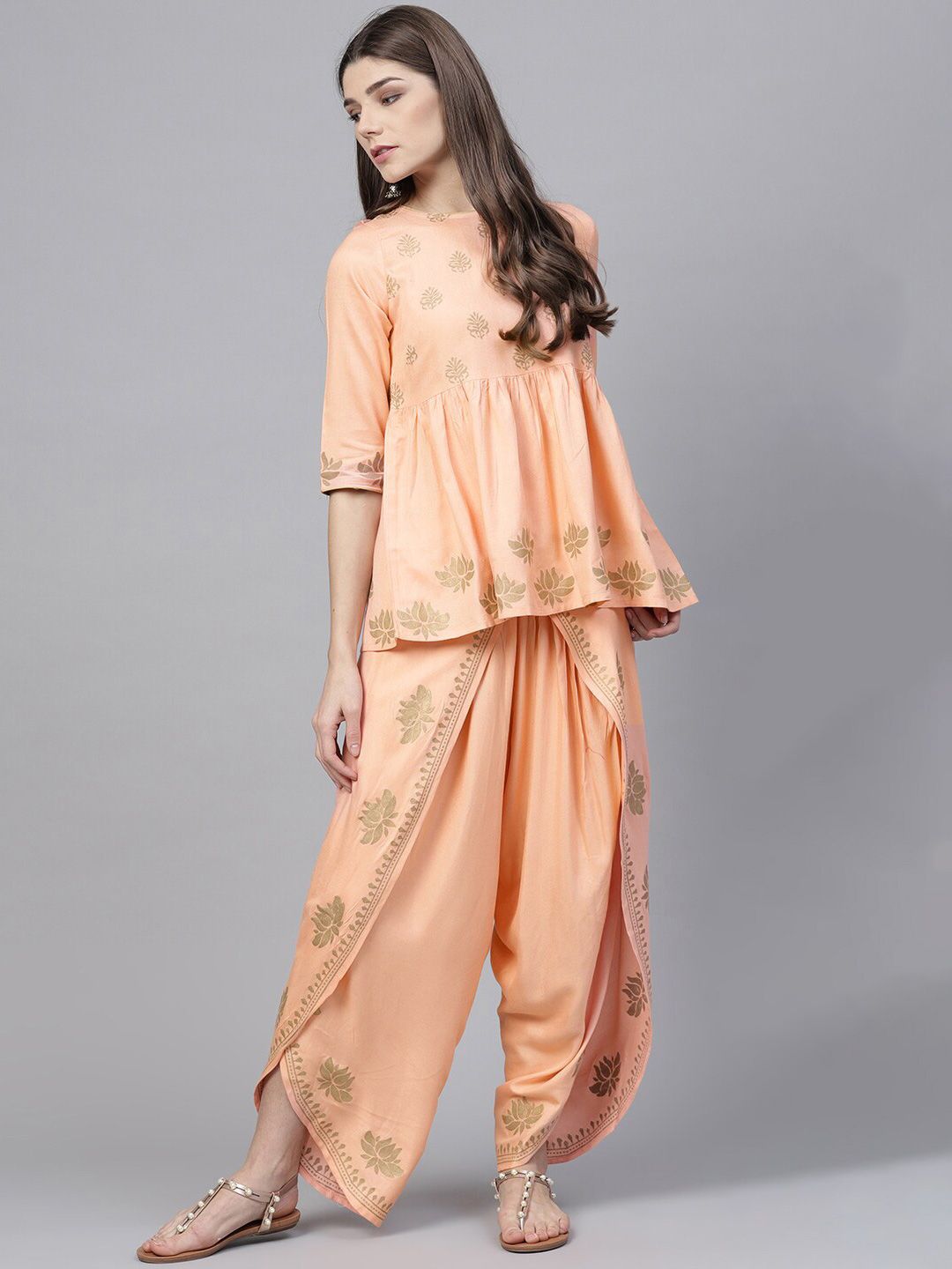 Bitterlime Women Peach-Coloured & Gold-Toned Block Print Gathered Top with Dhoti Pants Price in India