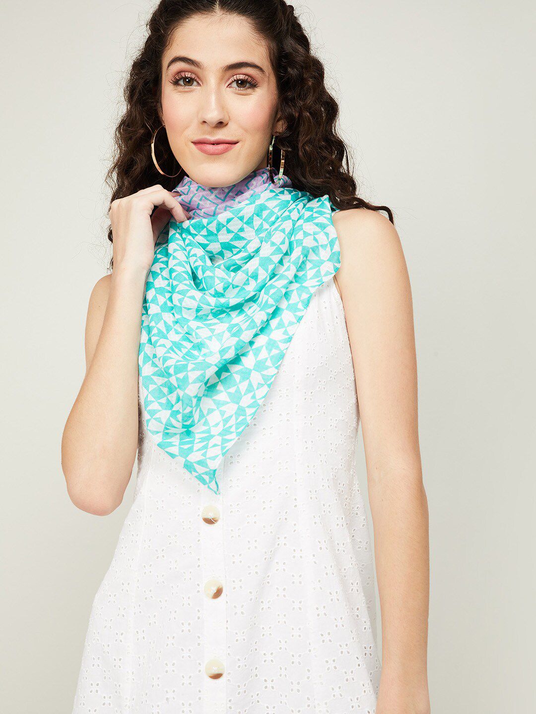 Ginger by Lifestyle Women Blue & White Printed Stole Price in India