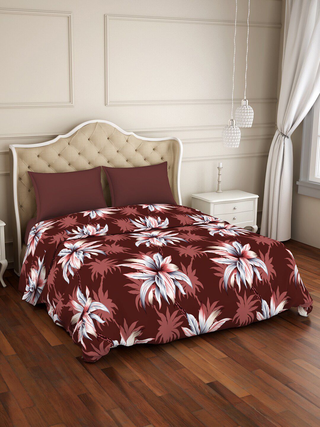 Welspun Brown & White Floral Microfiber AC Room 120 GSM Double Bed Quilt Price in India