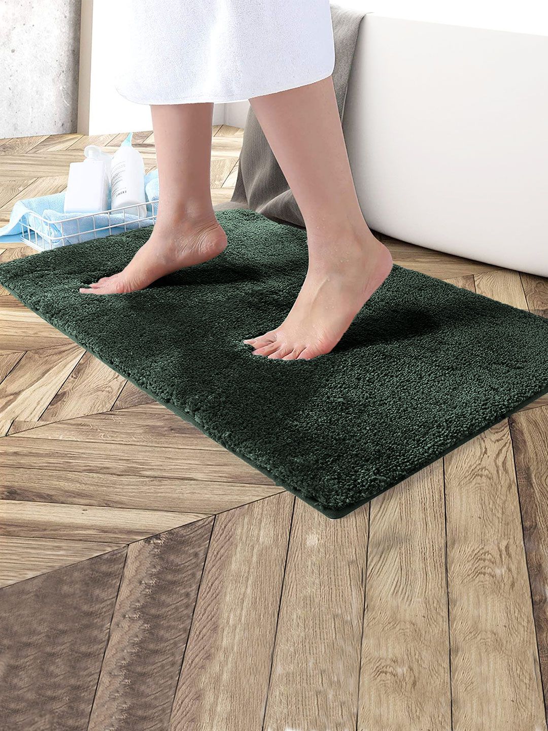LUXEHOME INTERNATIONAL Green Solid 2200 GSM Anti-Skid Bath Rug Price in India