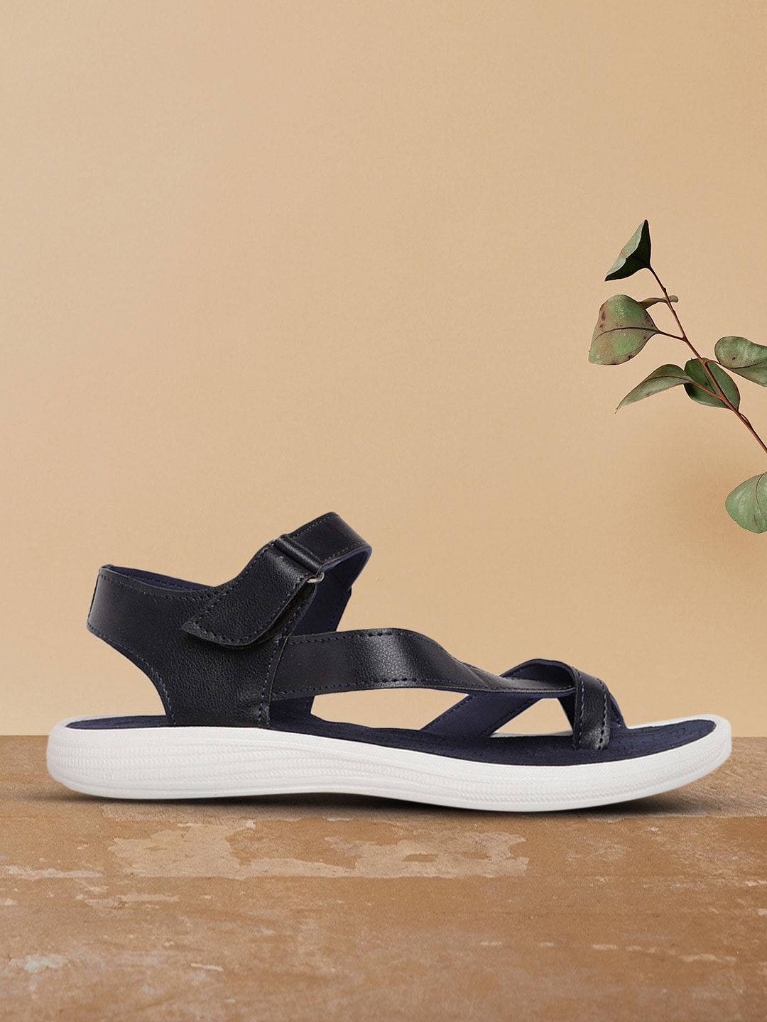 The Roadster Lifestyle Co Women Black & Navy Blue Solid Sports Sandals Price in India