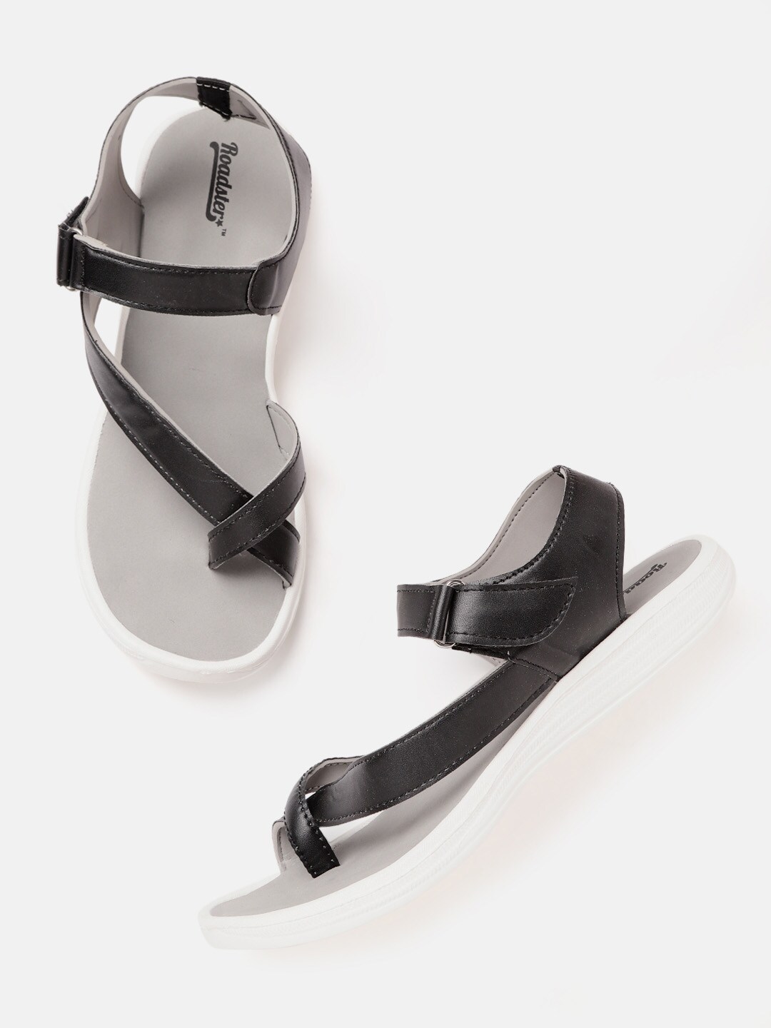 The Roadster Lifestyle Co Women Black & Grey Solid Sports Sandals Price in India