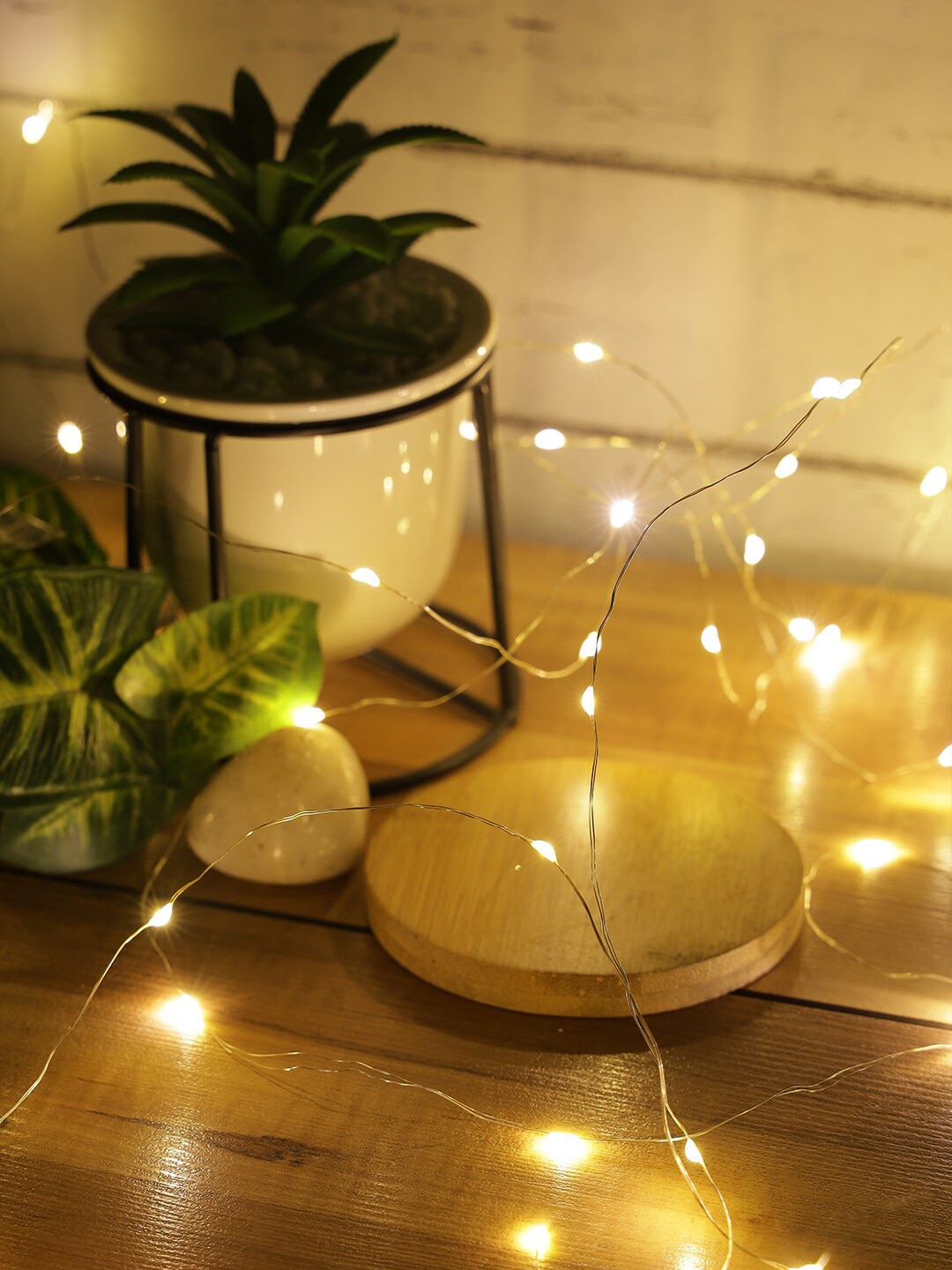 Abode Yellow Warm White String Lights 3 & 5 m Price in India