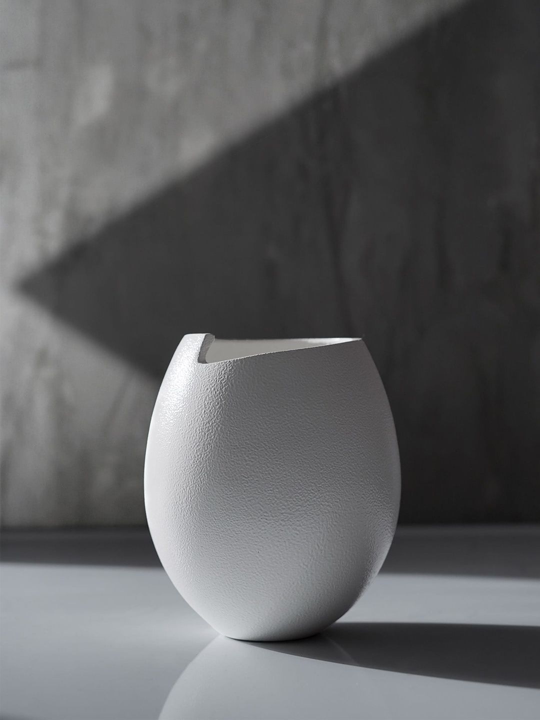 Folkstorys White Solid Metal Vase Price in India