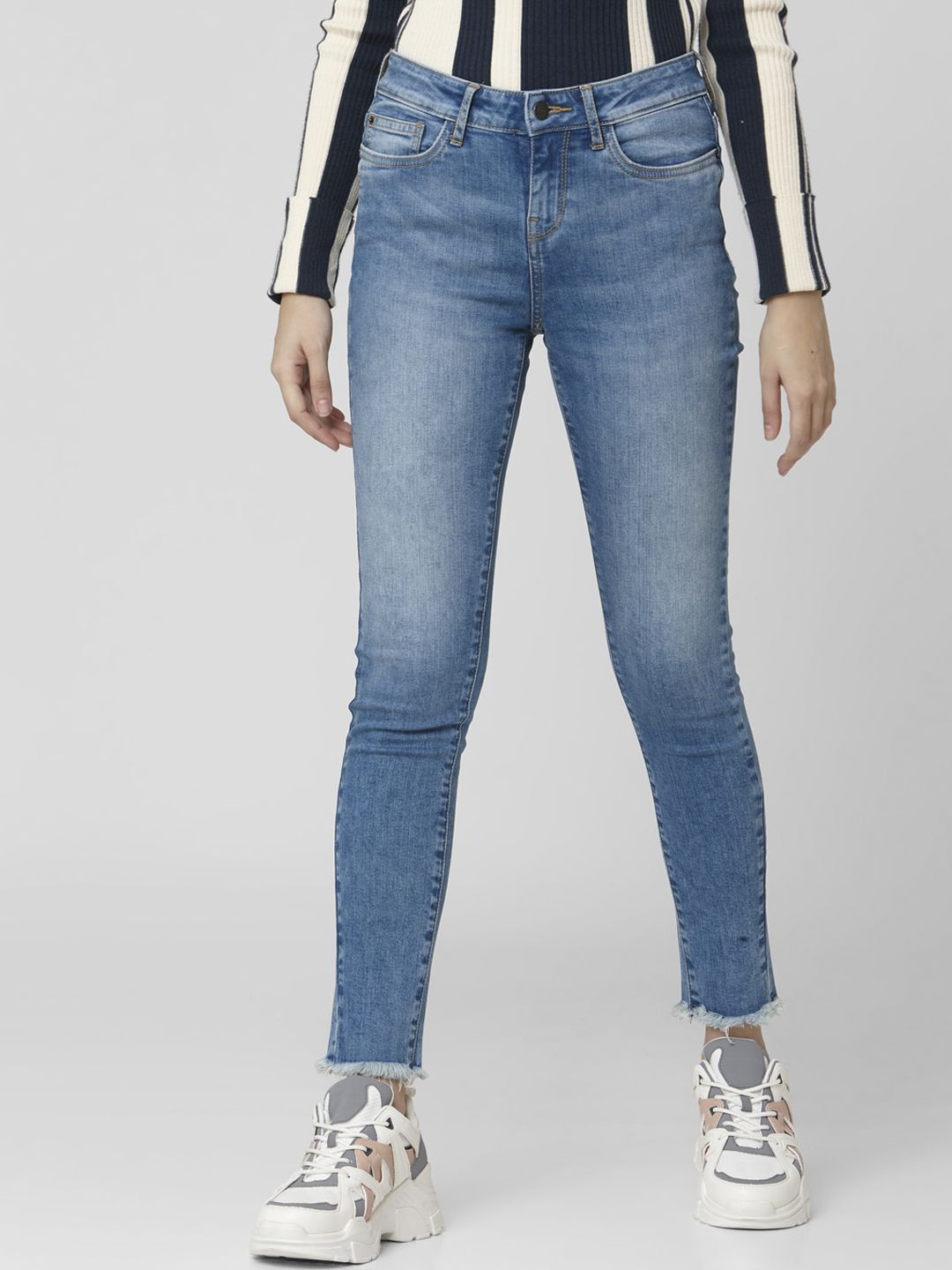 Vero Moda Women Blue Skinny Fit Heavy Fade Jeans Price in India