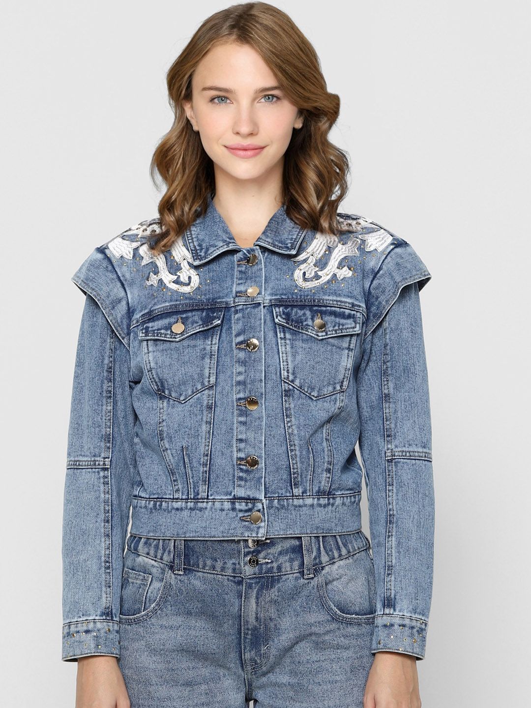 ONLY Women Blue Washed Crop Denim Jacket With Patchwork Price in India