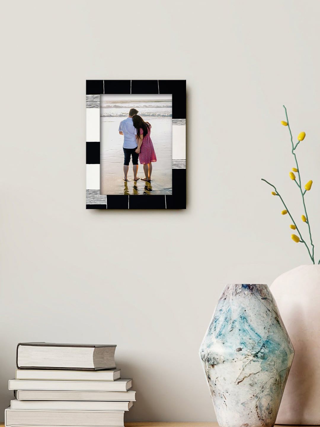 999Store Black & White Printed MDF Wall Photo Frame Price in India