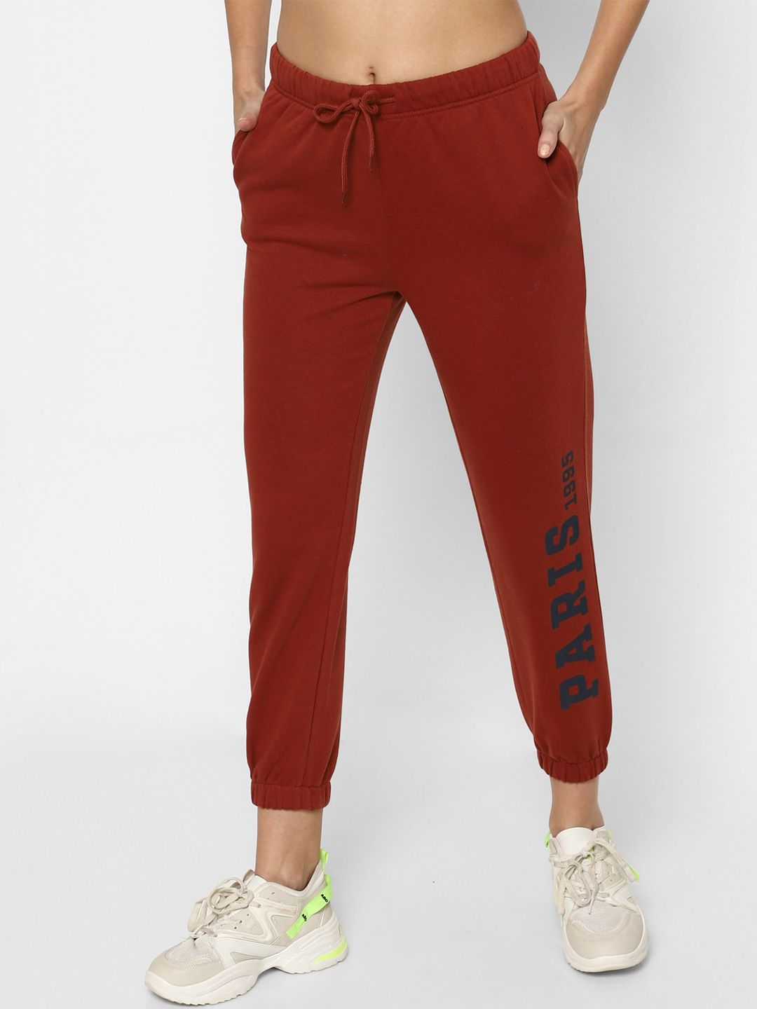 ONLY Women Maroon Solid Relaxed-Fit Joggers Price in India