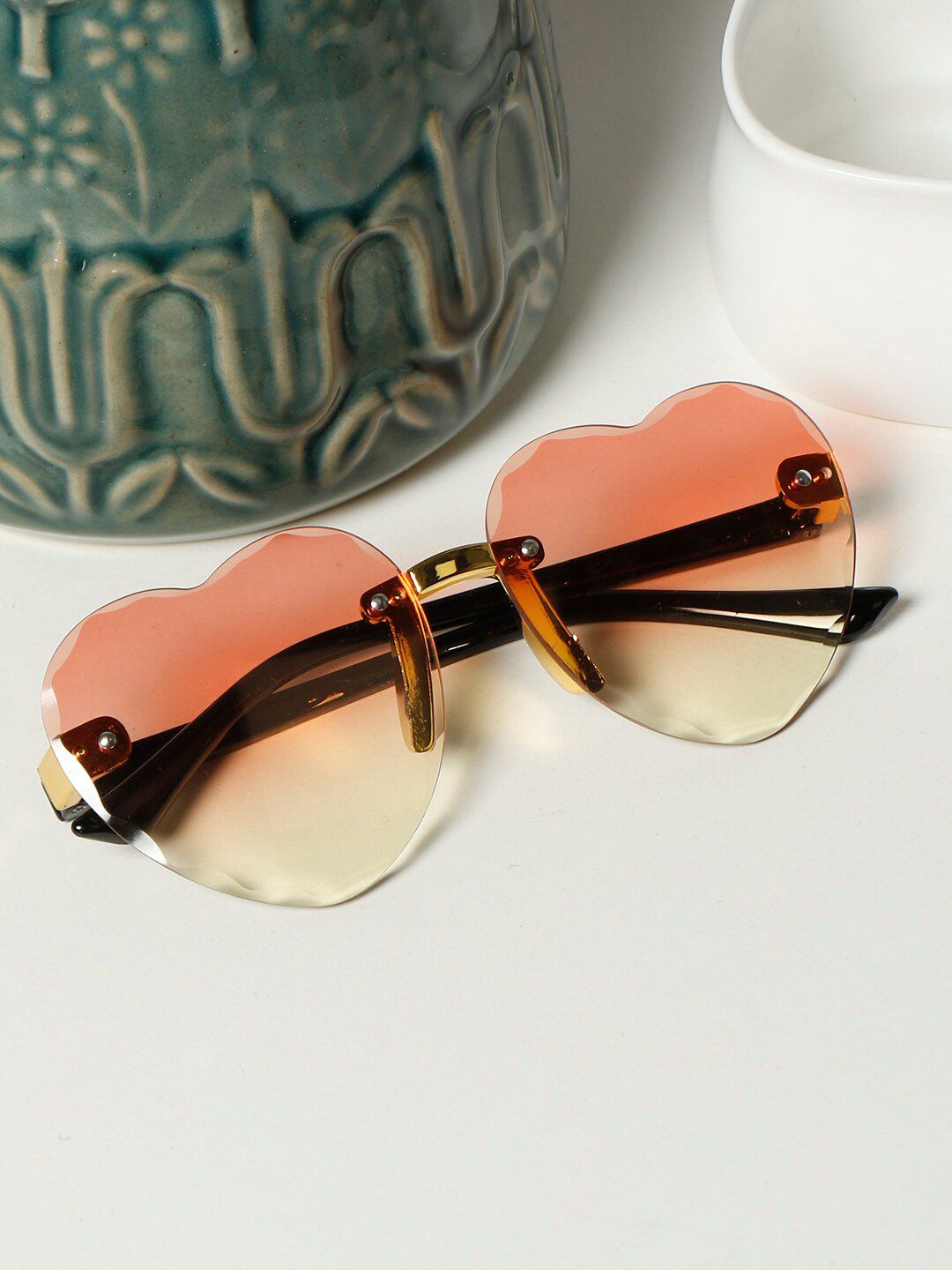 PASSION PETALS Kids Peach-Coloured Lens & Black Heart Frame Sunglasses 11-1peachsunglasses