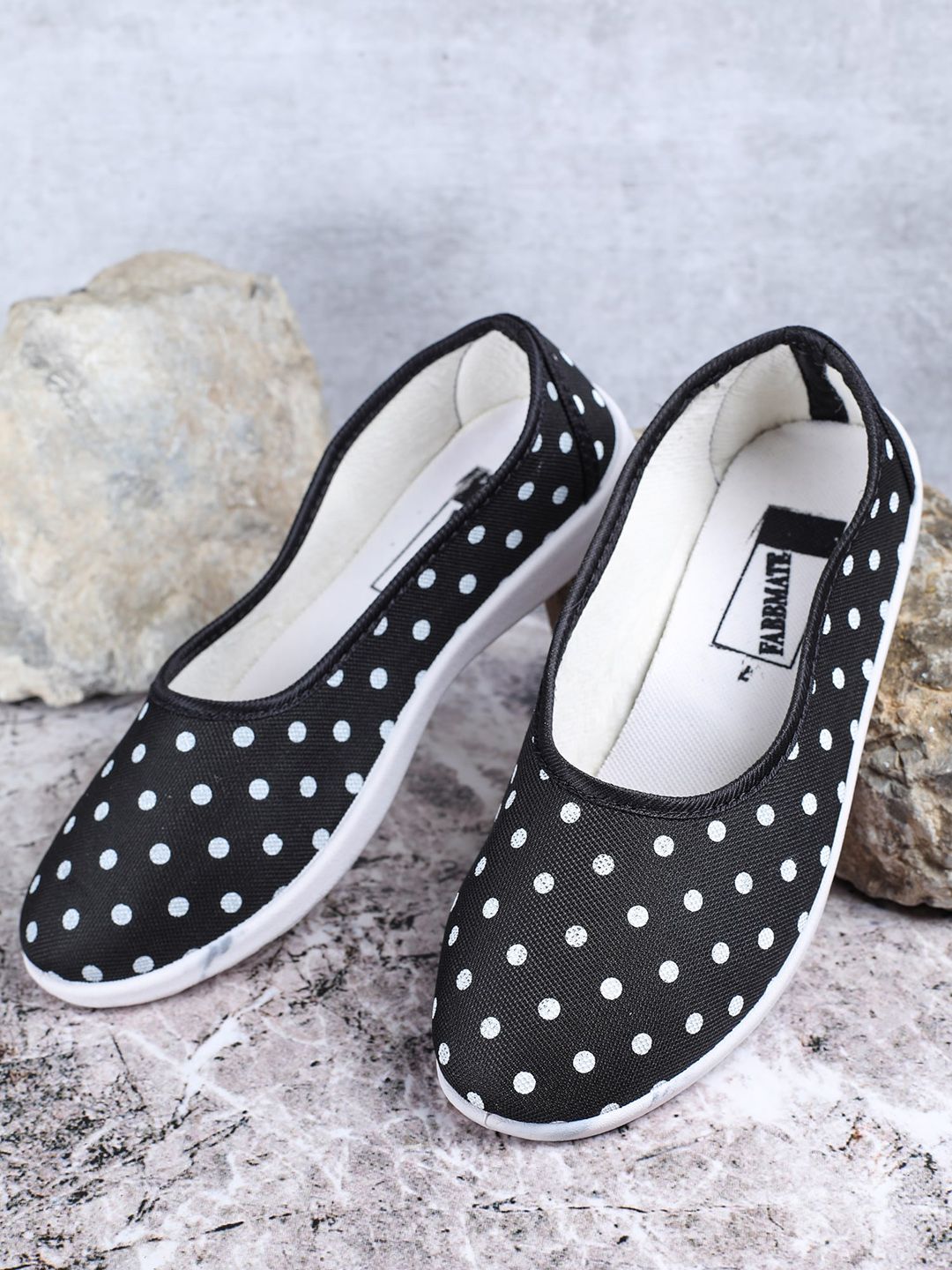 FABBMATE Women Black & White Polka Dot Printed Ballerinas Flats