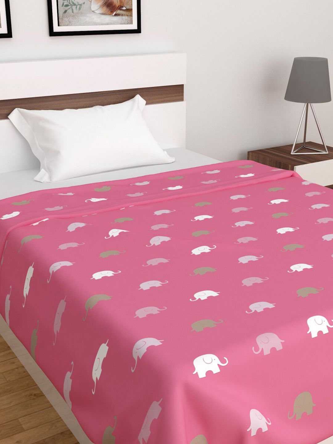Home Centre Pink & Green Summer 210 GSM Single Bed Quilt Price in India