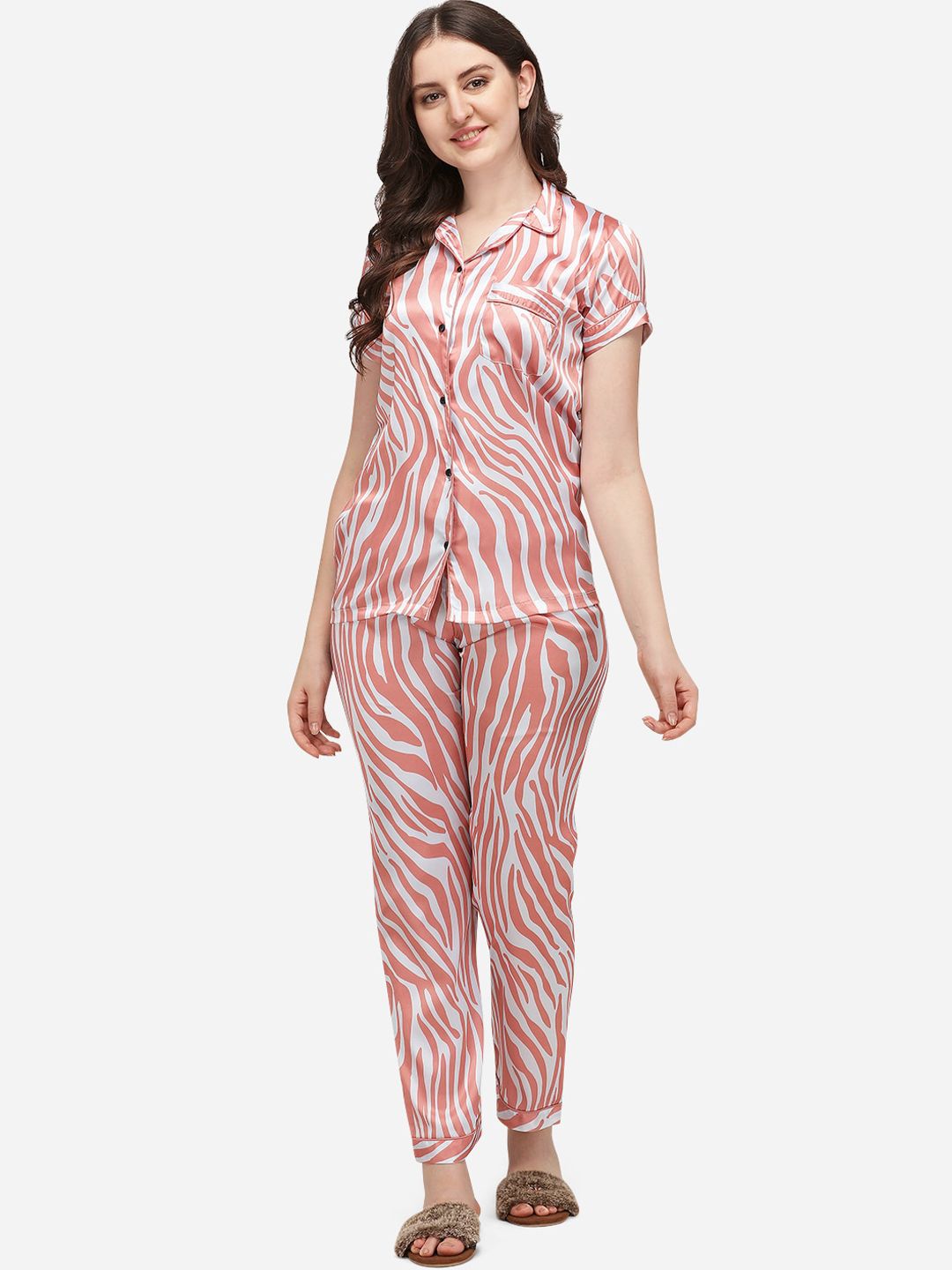 House of JAMMIES Women Peach-Coloured & White Leopard Animal Printed Night suit Price in India