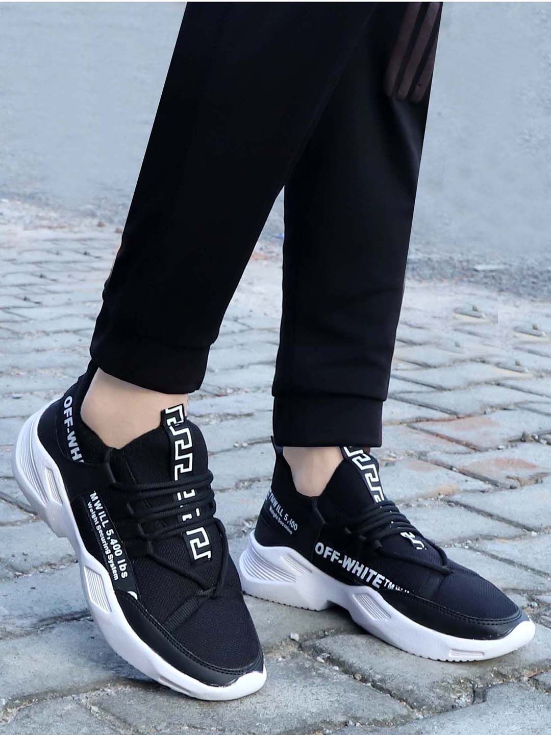 Hundo P Men Black Running Non-Marking Shoes
