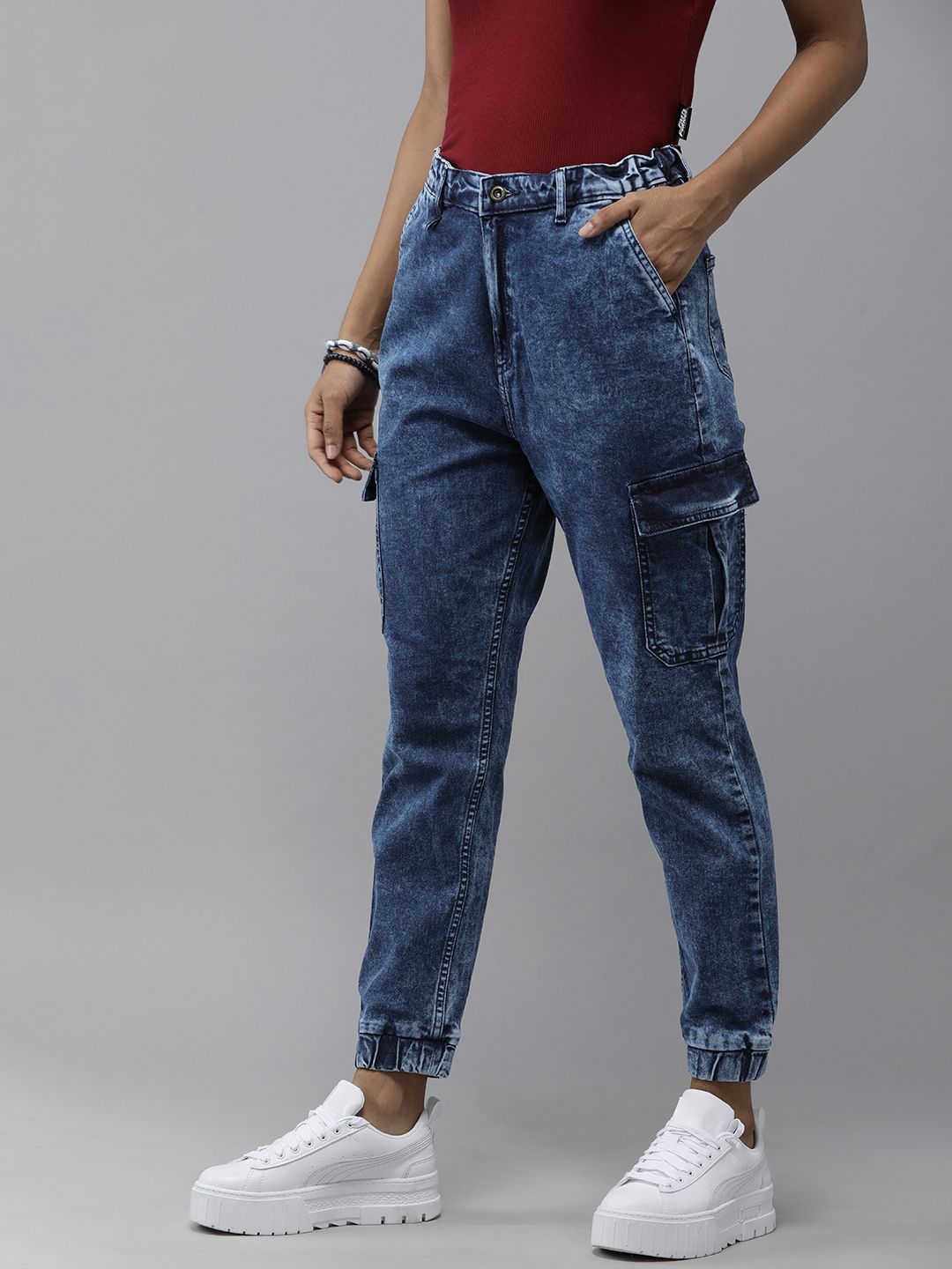 The Roadster Lifestyle Co. Women Blue High-Rise Light Fade Acid Wash Stretchable Joggers Price in India