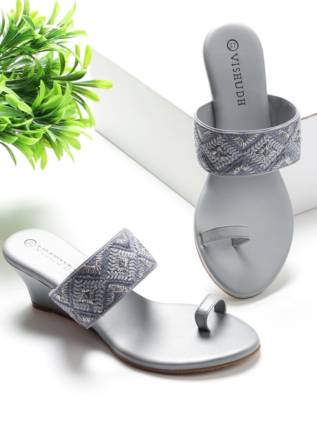 Vishudh Women Grey & Silver-Toned Embellished Block Sandals Price in India