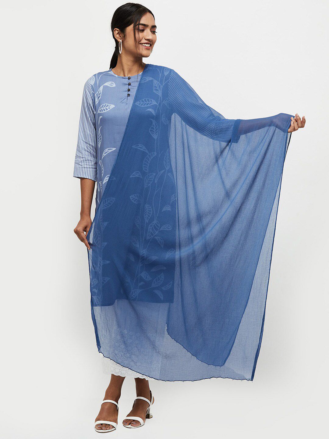 max Blue Solid Viscose Rayon Dupatta Price in India