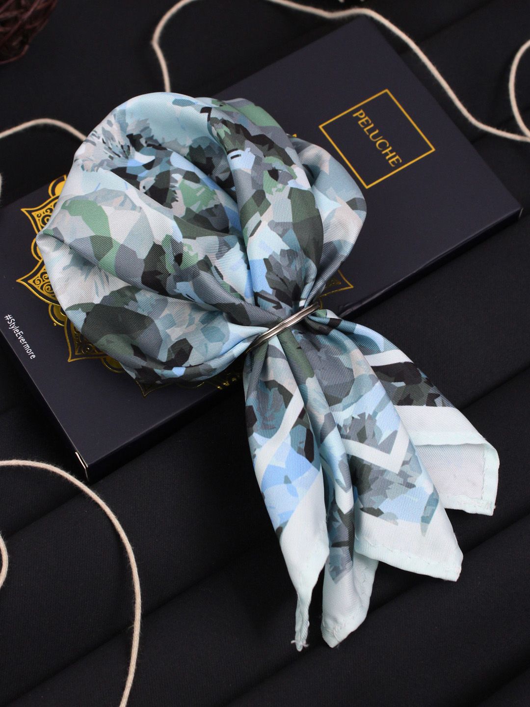 PELUCHE Men Blue & White Abstract Printed Pocket Square