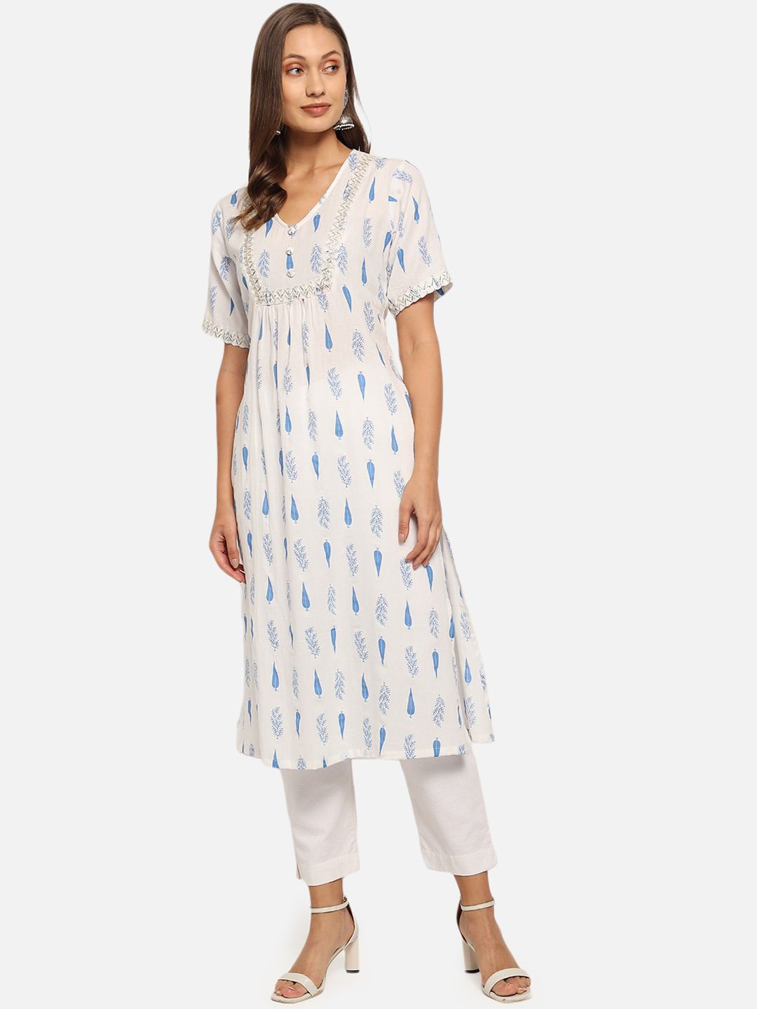 Just Wow Women White & Blue Floral Striped Kurta Price in India