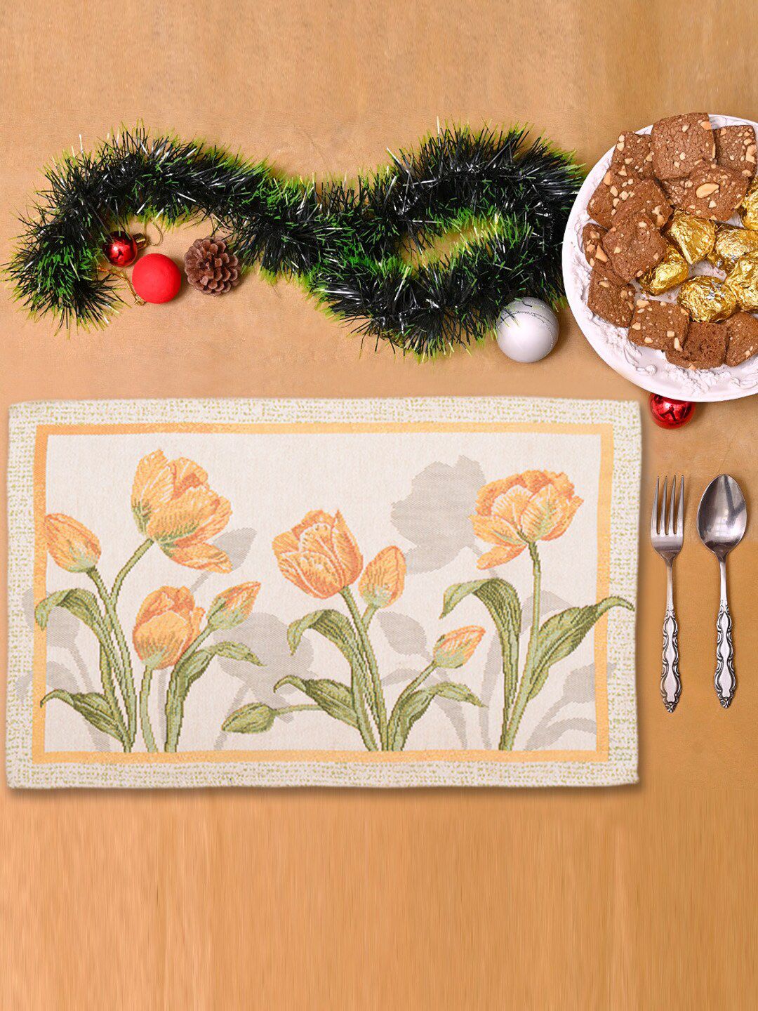 AVI Living Yellow & Off-White Set of 6 Floral Rectangle Table Placemats Price in India