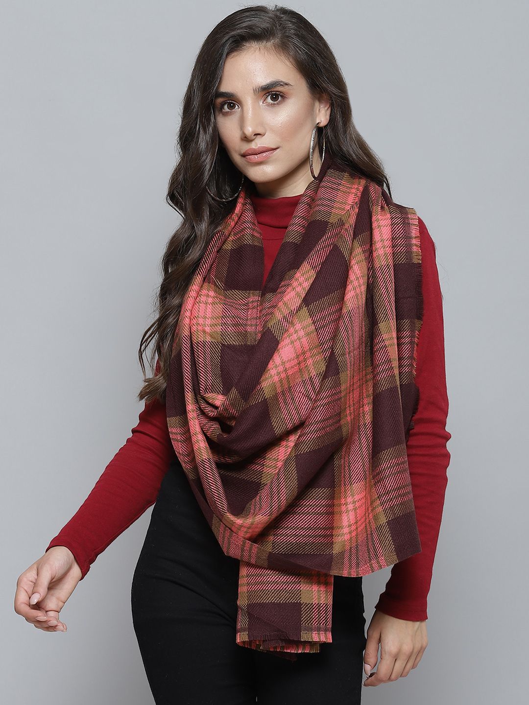 SASSAFRAS Women Burgundy & Peach-Coloured Acrylic Checked Stole Price in India