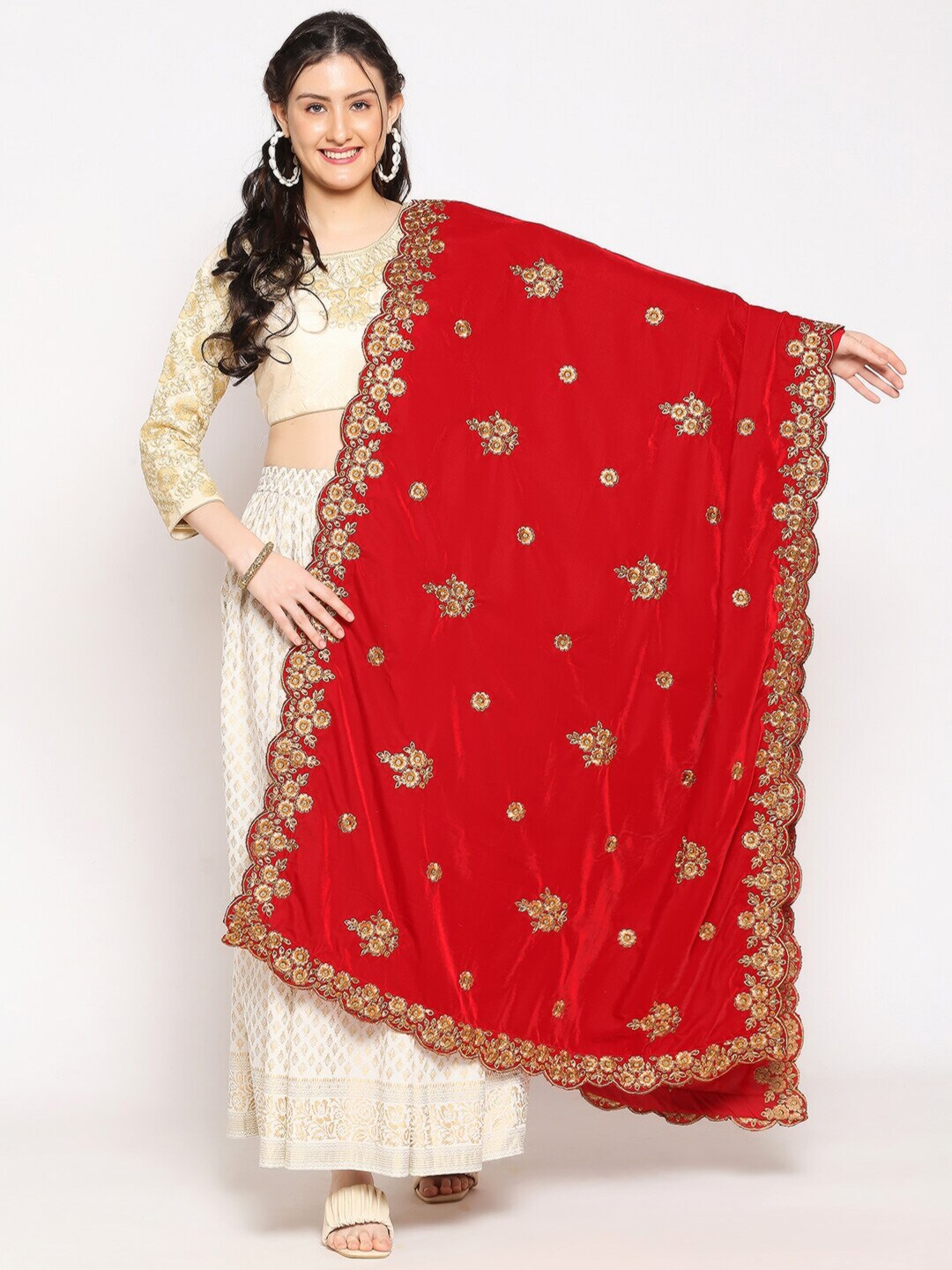 Dupatta Bazaar Red & Gold-Toned Embroidered Velvet Dupatta with Zardozi Price in India