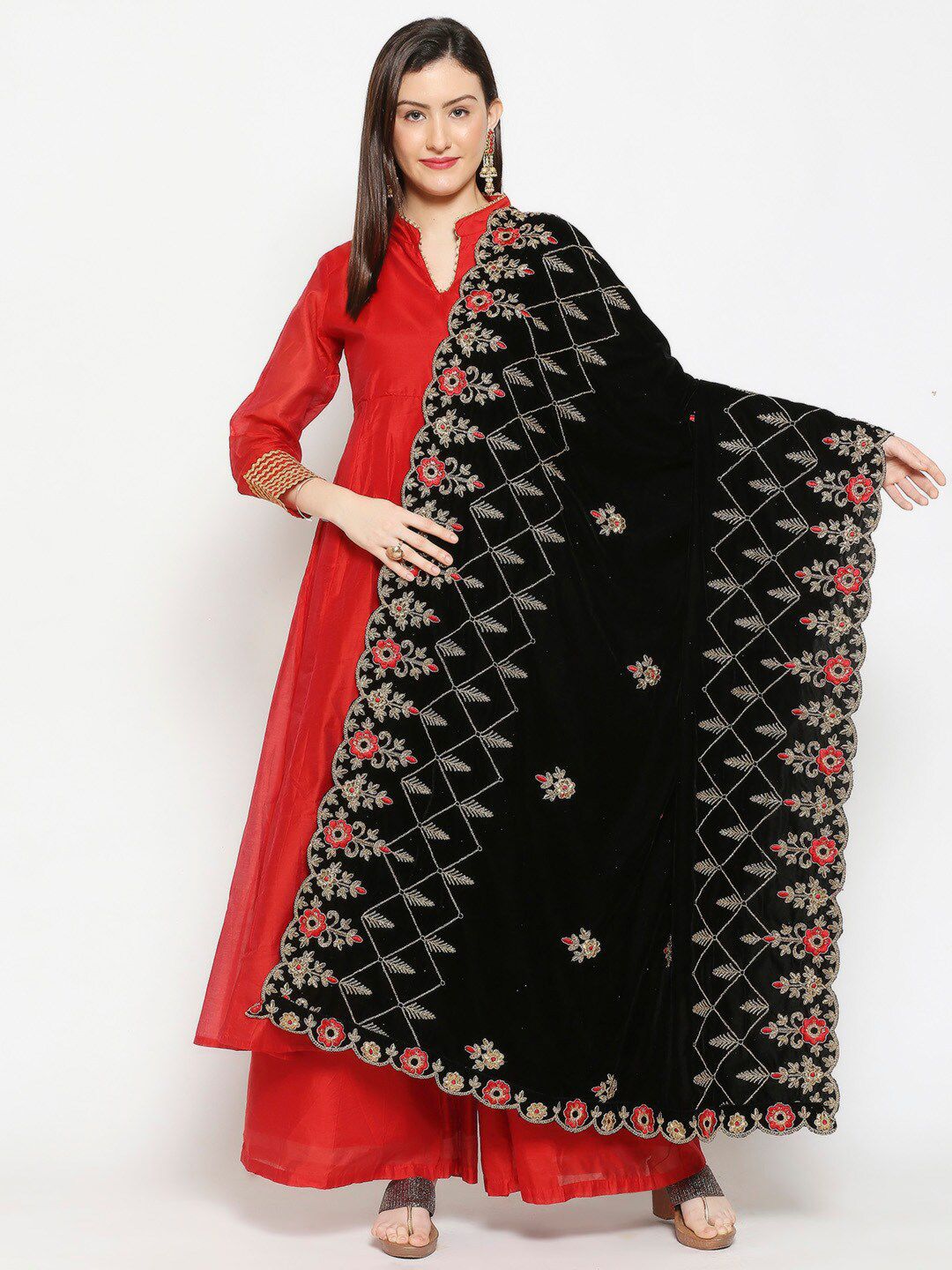 Dupatta Bazaar Black & Red Embroidered Velvet Dupatta with Zardozi Price in India