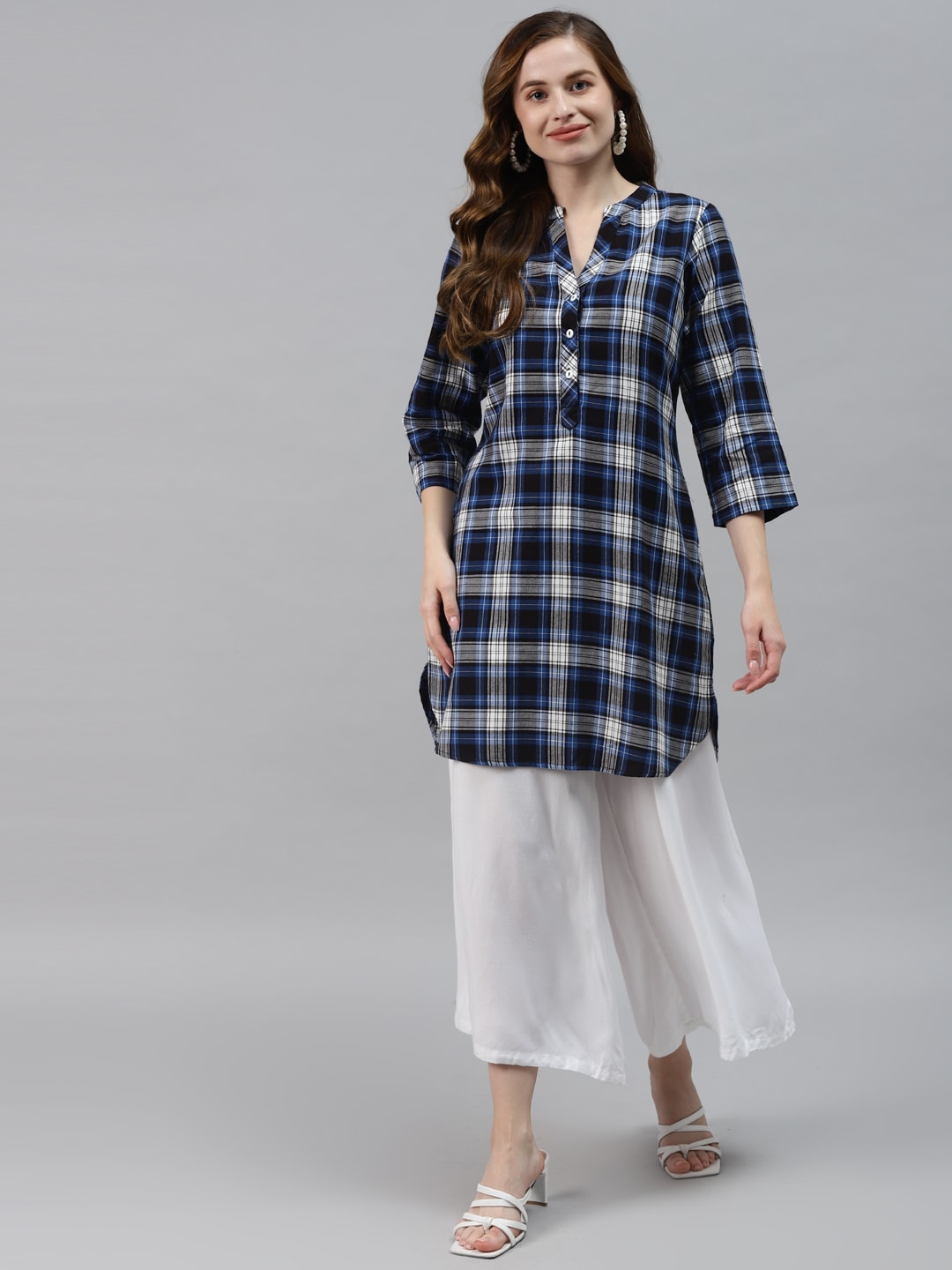 Ayaany Blue & White Mandarin Collar Checked Tunic Price in India