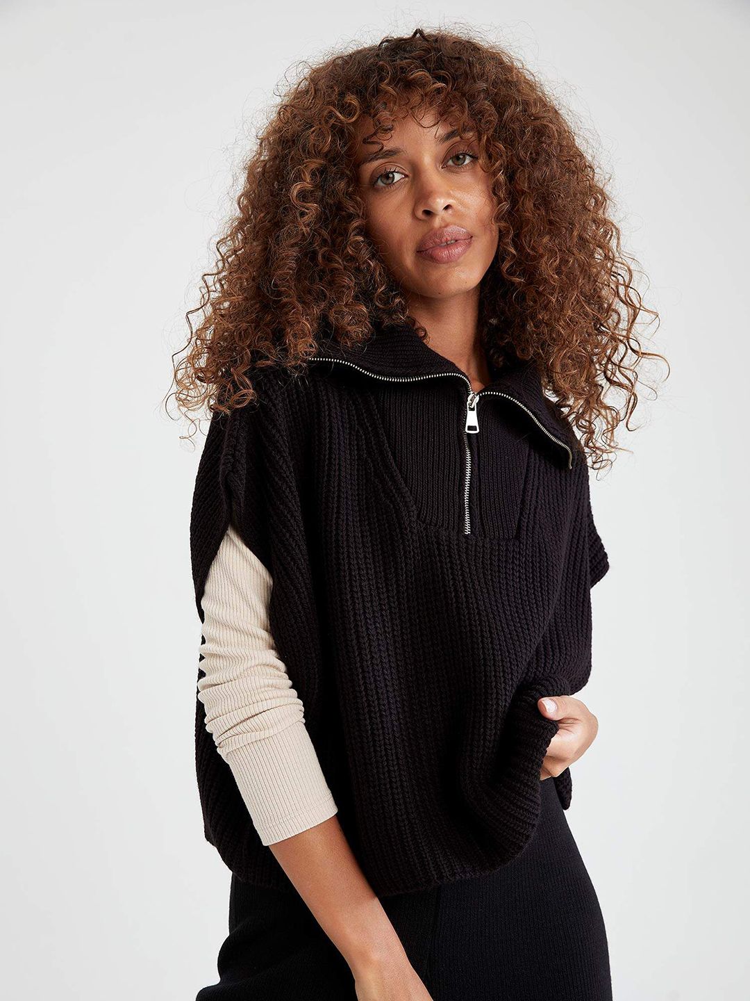 DeFacto Women Black Tricot Acrylic Pullover Price in India