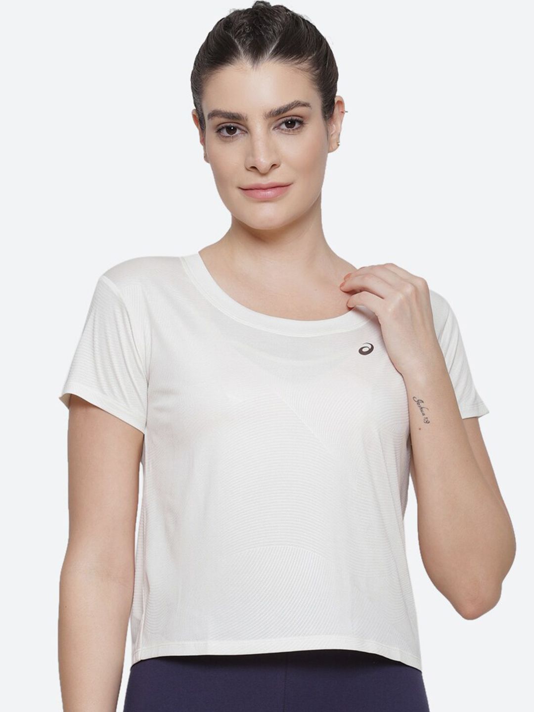 ASICS Women Off White Nagare SS T-shirt Price in India