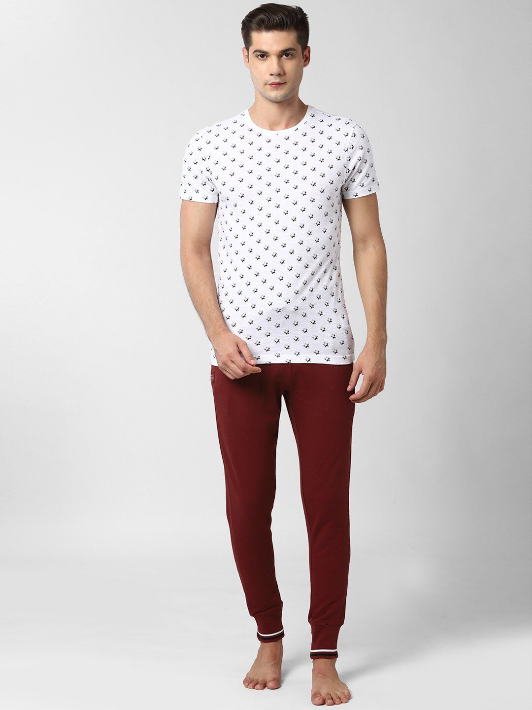 Peter England Men White & Maroon Printed Pure Cotton Night suit