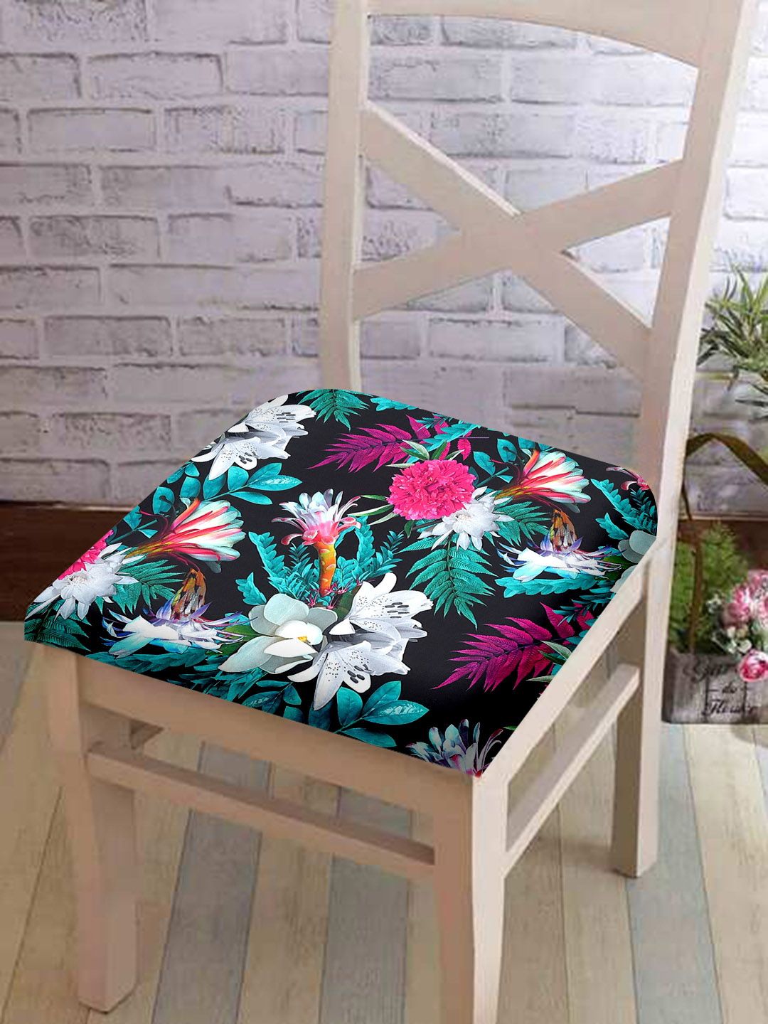 Cortina Black & Blue Printed Chair Cover Price in India