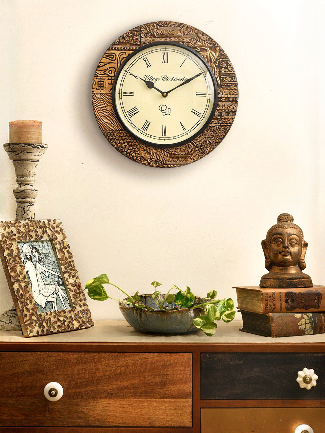 green girgit Gold-Toned & Black Textured Vintage Wooden Wall Clock 30.48 cm Price in India